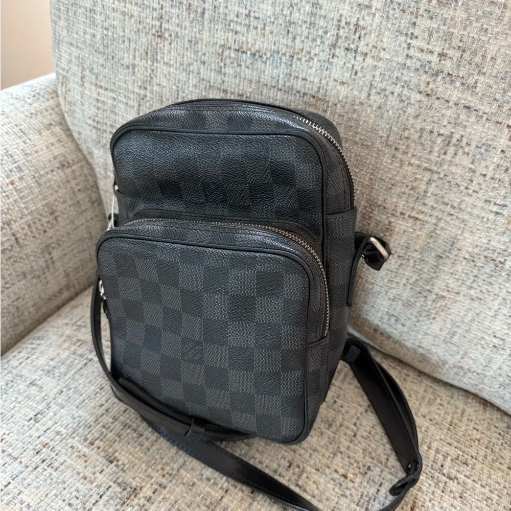 Black Checkered Crossbody Bag - Picture 7 of 16
